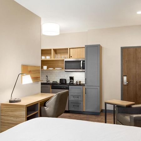 Candlewood Suites Miami - Doral By Ihg Tamiami Экстерьер фото